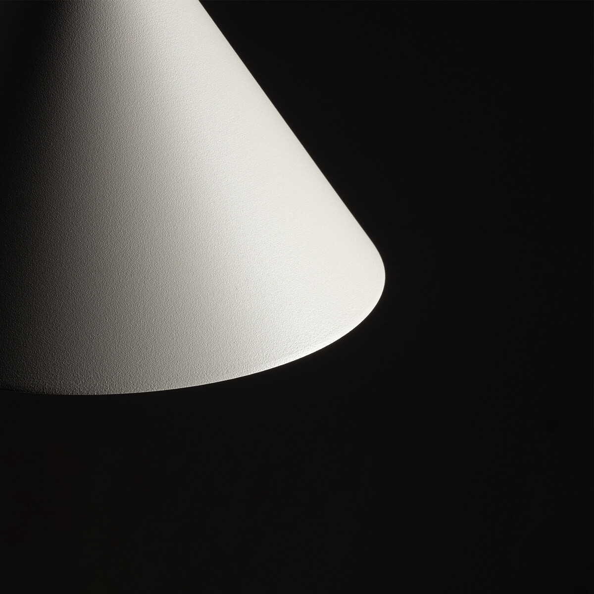 Suspended lamp ZENITH M