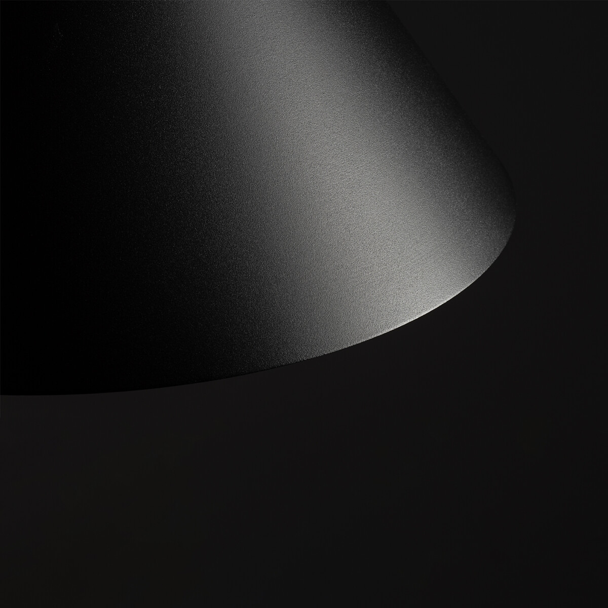 ライト・ランタン neru design works x TnoT.LE Valo shade Keazile Voban 21 in. 1-Light Black Hardwired Outdoor Wall